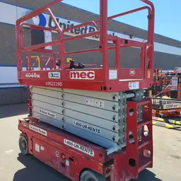 2017 MEC 4046SE Scissor Lift