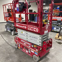 2018 MEC MICRO 19 Scissor Lift