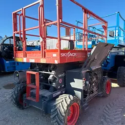 2018 Skyjack SJ6832RT Rough Terrain Scissor Lift