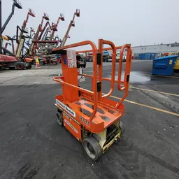 2014 JLG 1230ES Self-Propelled One-Person Lift