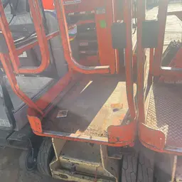 2018 JLG 1230ES Self-Propelled One-Person Lift