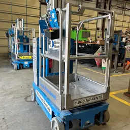 2018 Genie GR-20 Self-Propelled One-Person Lift