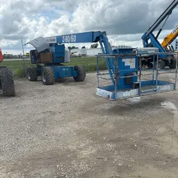 2015 Genie Z-80/60J Articulating Boom Lift