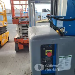 2018 Genie GR-20 Self-Propelled One-Person Lift