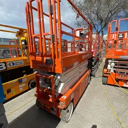 2018 Snorkel S3226E Scissor Lift
