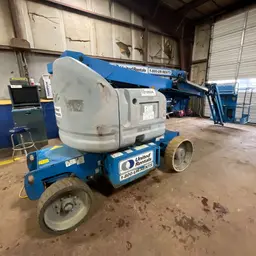 2011 Genie Z-40/23N RJ Articulating Boom Lift