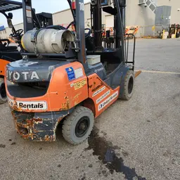2019 Toyota 8FGU25 Warehouse Forklift