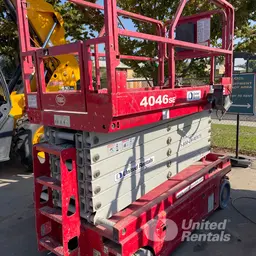 2017 MEC 4046SE Scissor Lift