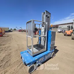 2015 Genie GR-20 Self-Propelled One-Person Lift