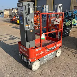 2018 Skyjack SJ16 Self-Propelled One-Person Lift