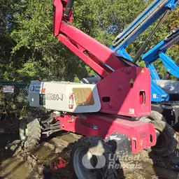 2016 MEC 60JD Boom Lift