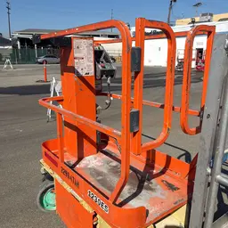 2019 JLG 1230ES Self-Propelled One-Person Lift