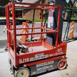 2018 Skyjack SJ16 Self-Propelled One-Person Lift