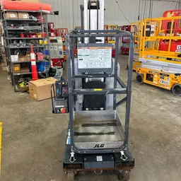 2017 JLG 20MVL Self-Propelled One-Person Lift
