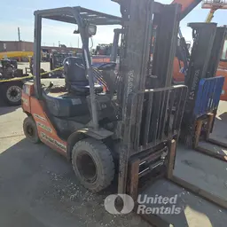 2019 Toyota 8FDU25 Warehouse Forklift