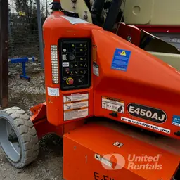 2016 JLG E450AJ Articulating Boom Lift