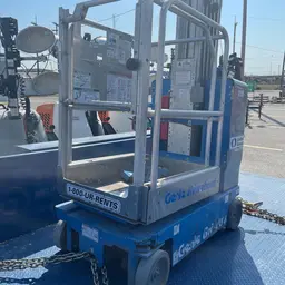 2018 Genie GR-20 Self-Propelled One-Person Lift