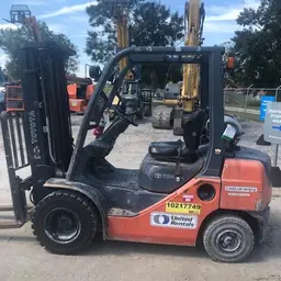 2014 Toyota 8FGU25 Forklift