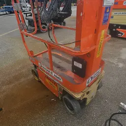 2017 JLG 1230ES Self-Propelled One-Person Lift