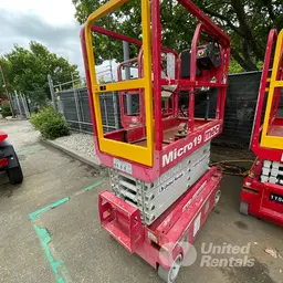 2018 MEC MICRO 19 Scissor Lift