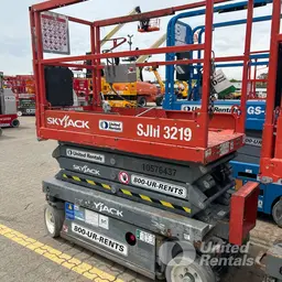 2017 Skyjack SJ3219SC Scissor Lift