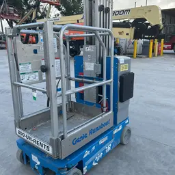 2018 Genie GR-20 Self-Propelled One-Person Lift