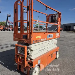 2019 Snorkel S3226E Scissor Lift