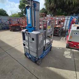2018 Genie GR-20 Self-Propelled One-Person Lift