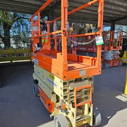 2017 JLG 2632ES Scissor Lift
