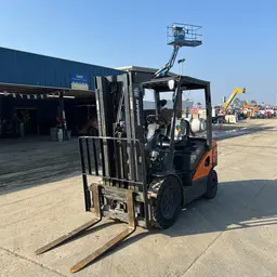 2022 Doosan G25P-7DF Warehouse Forklift
