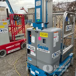 2018 Genie GR-20 Self-Propelled One-Person Lift