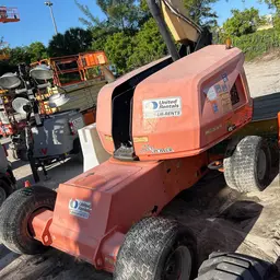 2017 JLG 400S Boom Lift