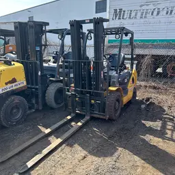 2019 Komatsu FG25T-16 Warehouse Forklift