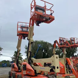 2016 JLG E450AJ Articulating Boom Lift