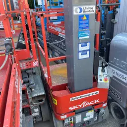 2018 Skyjack SJ12 Self-Propelled One-Person Lift