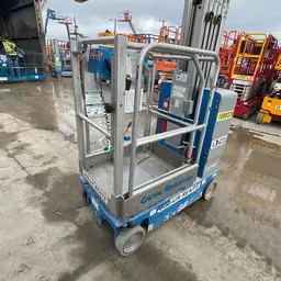 2019 Genie GR-20 Self-Propelled One-Person Lift