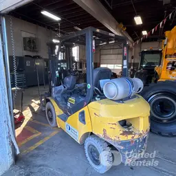 2019 Komatsu FG25T-16 Warehouse Forklift
