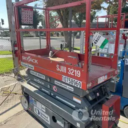 2018 Skyjack SJIII3219 Scissor Lift