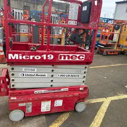 2018 MEC MICRO 19 Scissor Lift