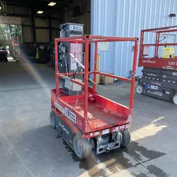 2018 Skyjack SJ16 Self-Propelled One-Person Lift