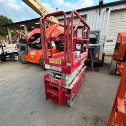 2018 MEC 1930SE Scissor Lift