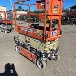 2018 JLG 1932R Scissor Lift